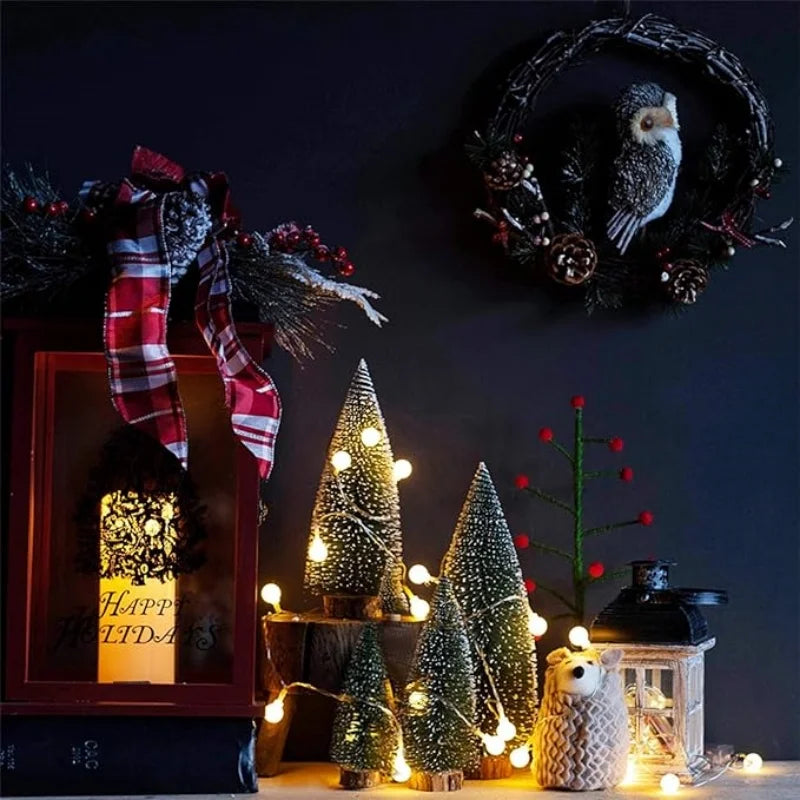 Mini-Tanne in Naturgrün – dezente Winterdekoration