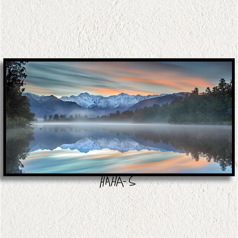 Nordic Lake – ruhige Landschaft in Naturtönen